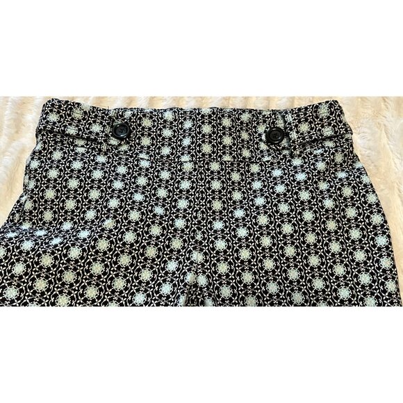 Women's SOHO Apparel Bermuda Mid-Rise Shorts Geometric Pattern Junior's Size M - Picture 14 of 14